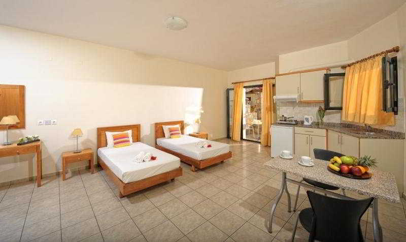 Kristalli Hotel Apartments Малиа Экстерьер фото