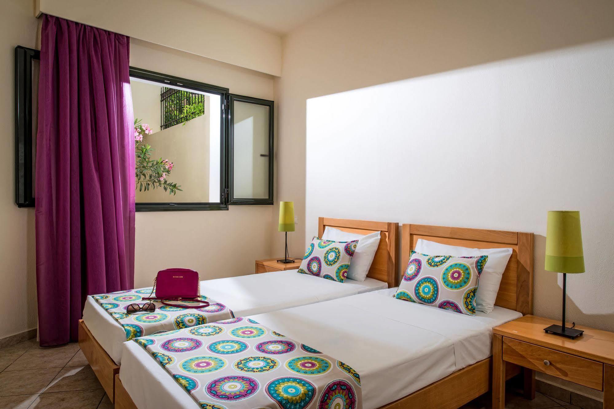 Kristalli Hotel Apartments Малиа Экстерьер фото